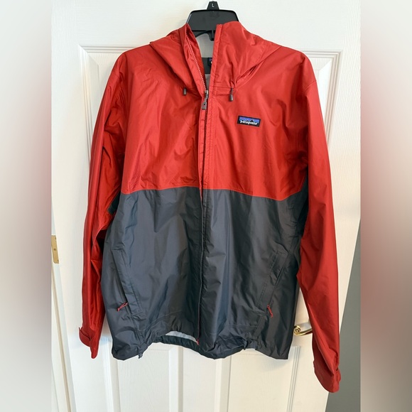 Patagonia Other - Patagonia Men's H2NO Rain Jacket Size L